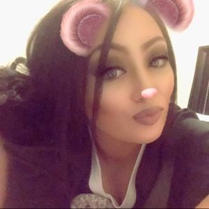 Meet your Posher, Crystal